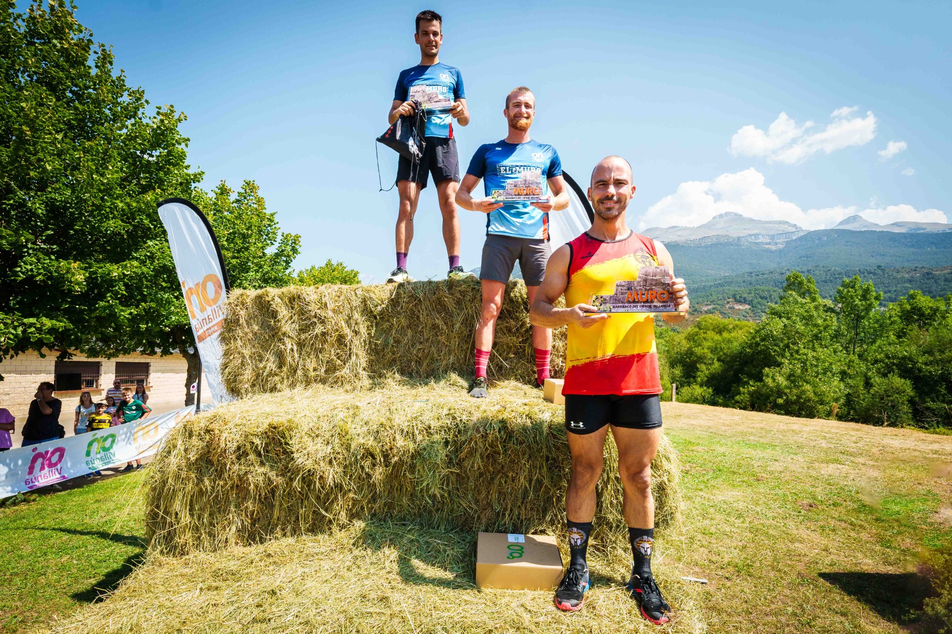 Podium masculino. Foto: Turismo Villanua / Yhabril Moro